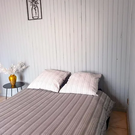 Petite Maison Hyper Calme Proche Rer, A 2 Arrets Du Stade De France, 25min Paris Centre, Proche, Disney, Asterix, Cdg Apartament Stains